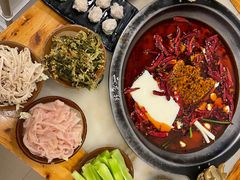 -黄潇洒老火锅(九眼桥宏济巷店)