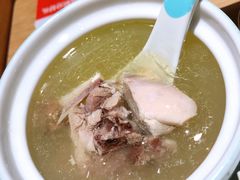 肥西老母鸡汤-老乡鸡(上海世纪大都会店)