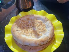 -烤肉小伙烤肉店