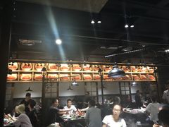 大堂-红九格老火锅(三峡广场店)
