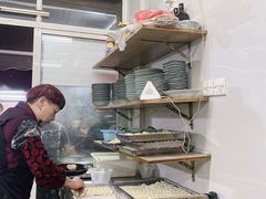-无名氏宵夜小摊(祝家三姐妹馄饨店)