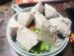 扶不起的阿斗手工黑豆花-椒香城门口重庆老火锅(宝安固戍店)