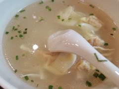 鲜肉小馄饨-东泰祥生煎馆(陕西南路店)