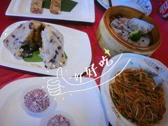 -景月阁空中食府(希尔顿酒店)