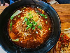 -赖扁担重庆小面(友谊路店)