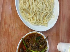 -蘑菇拌面•正宗新疆菜