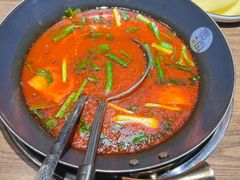 -贵厨酸汤牛肉(小十字店)