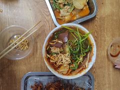 -小红房麻辣烫炸香串