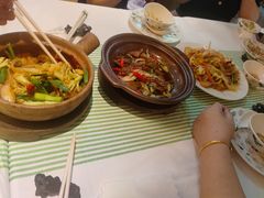 -桂满陇·手作小笼包&江南叫花鸡(中山公园店)