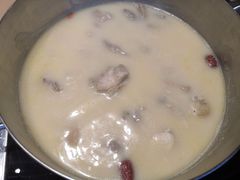 -湯系·煲汤手艺人(东二环泰禾广场店)