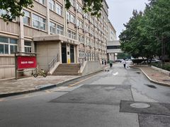 -中央民族大学