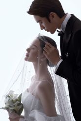 点击看大图 6000以上-挪娅婚纱摄影皇家会所
