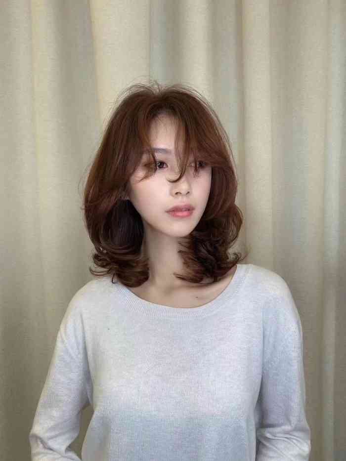 前几天听朋友推荐名艺世家万达二店