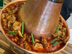 招牌肥肠鸡火锅-友情岁月·火锅鸡