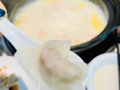 顺德鱼皮饺-顺德公广东猪肚鸡·煲仔饭(白石洲店)