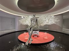 -涨巢·潮玩水疗局