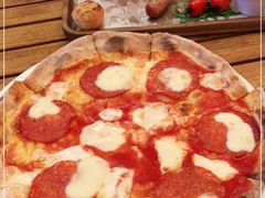 -城市大道红炉披萨烘焙坊