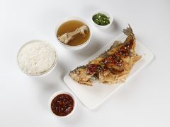 芭提雅烧鲈鱼+熟米饭+松茸鸡脚汤(小份)-盒马鲜生(皇庭广场店)