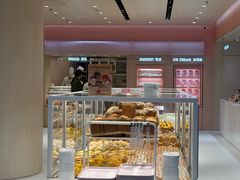 -好利来(上海长宁龙之梦店)