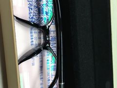-MiRi眼镜连锁·蔡司·尼康控优点合作店(莘庄店)