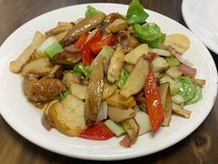 青椒牛肝菌-88号小吃店·经典云南菜·地道纳西美食