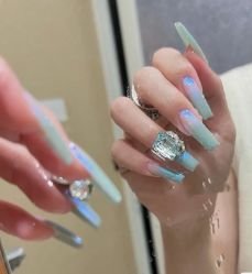 -悦指间美甲美睫
