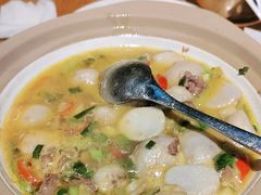 -头上红煨盐鸡·非遗院子餐厅