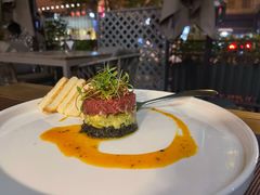 牛肉塔塔配牛油果黑橄榄酱-Solo(衡山路店)