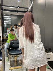 -藤野造型烫发染发