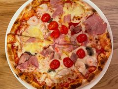 -城市大道红炉披萨烘焙坊