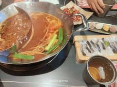 -由衷贵州酸汤牛肉火锅(新桥店)