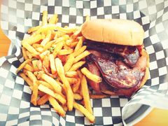 鹅肝汉堡-Holy Chuck