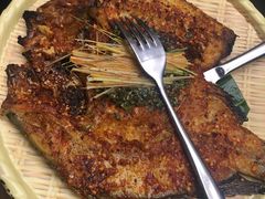 傣味香茅草烤罗非鱼-云海肴云南菜(曲江大悦城店)