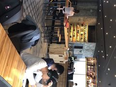 -星巴克臻选(湖滨道店)