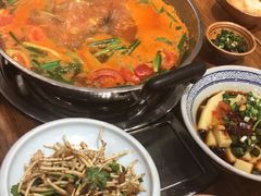 -亮欢寨酸汤鱼(沙冲路店)