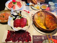 -牛村来人潮汕牛肉火锅(西单店)