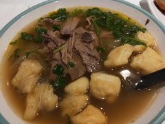 油豆腐牛肉粉丝汤（咖喱）-小杨生煎(龙之梦购物中心店)
