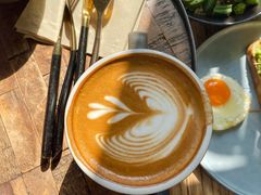 拿铁-O'mills Sourdough Bakery&Bistro(永嘉路店)
