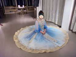 -艾米丽婚纱礼服