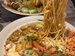 -方铲铲·成都板凳面(滨江银泰店)