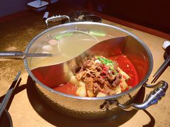 特色牛腩鸳鸯锅-左庭右院鲜牛肉火锅(新梅广场店)