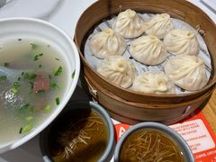 -馋三尺蟹粉小笼(人民广场店)