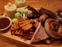 巴伐利亚香肠拼盘-宝莱纳啤酒花园餐厅PAULANER BRAUHAUS Nanjing(广州路店)