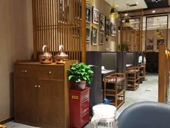 大堂-东来顺铜锅炭火涮肉(上地华联店)