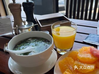 柏悦的自助早餐真的也很不错啊