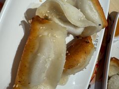 -小杨生煎(浦江欢乐颂店)