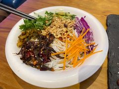 -觅山云南菜(泊富ICITY店)