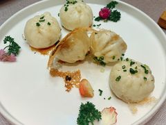 特色和牛生煎包-RIVIERA 松鹤楼(外滩店)