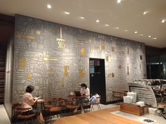 大堂-星巴克臻选(广州二沙岛文立方店)