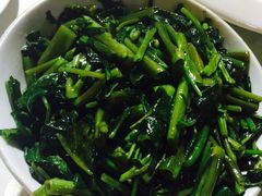 -独一佳老胡湘菜馆(矿山路店)